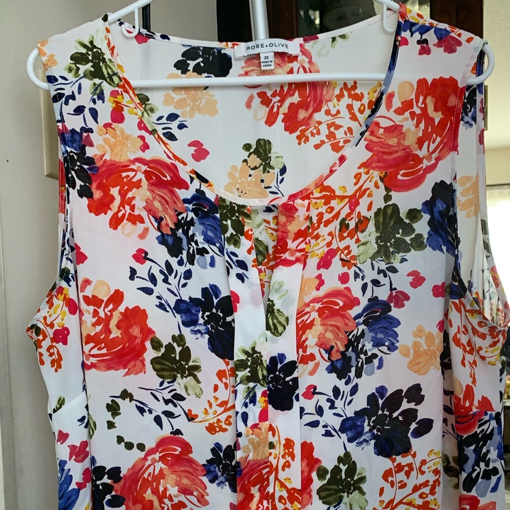 Rose and Olive Sleeveless Floral Top